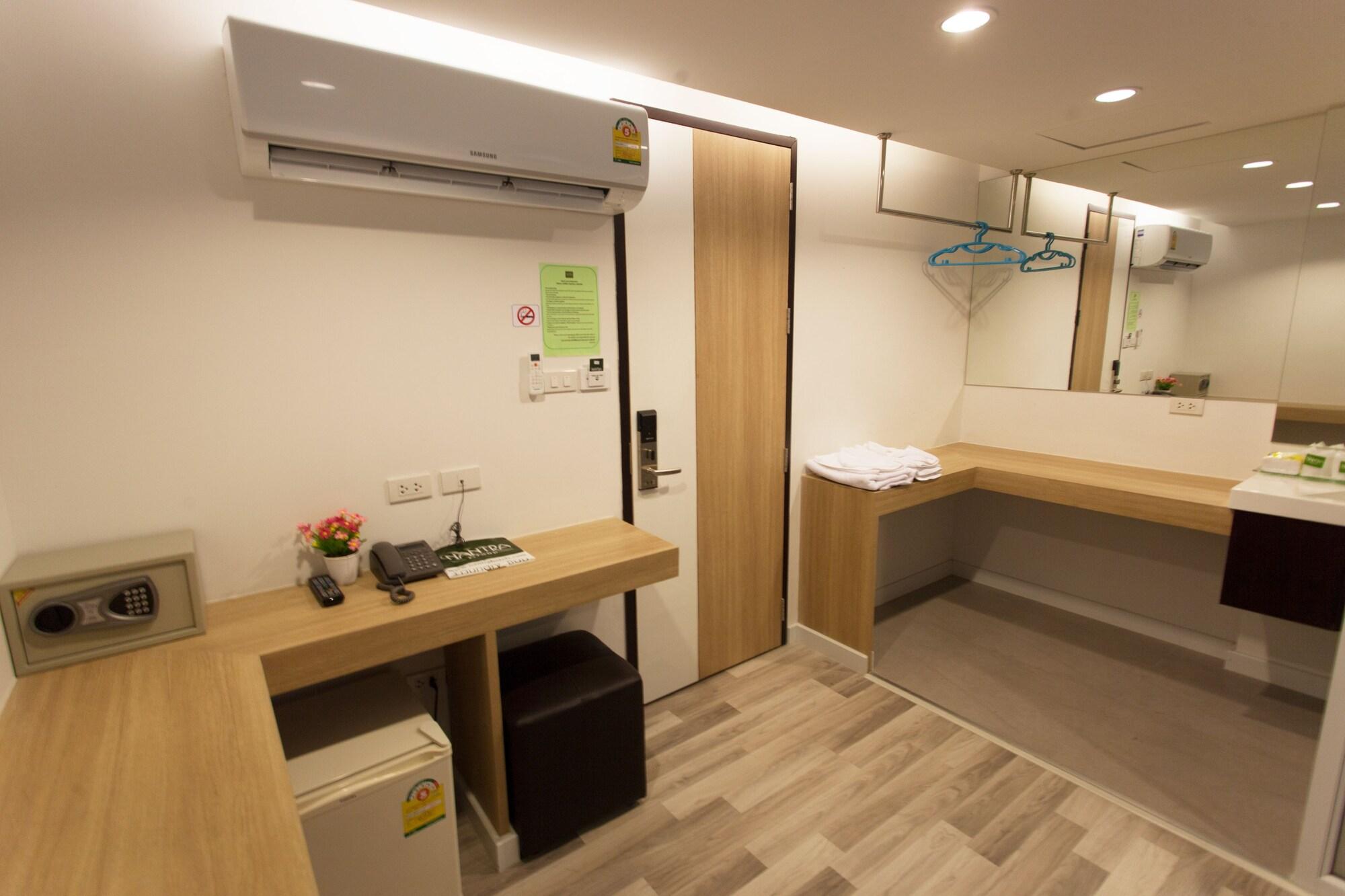 โรงแรม โรงแรมนันทรา เพลินจิต