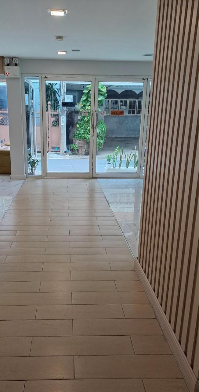 โรงแรมนันทรา เพลินจิต โรงแรม