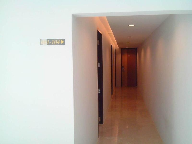 โรงแรม โรงแรมนันทรา เพลินจิต 3*