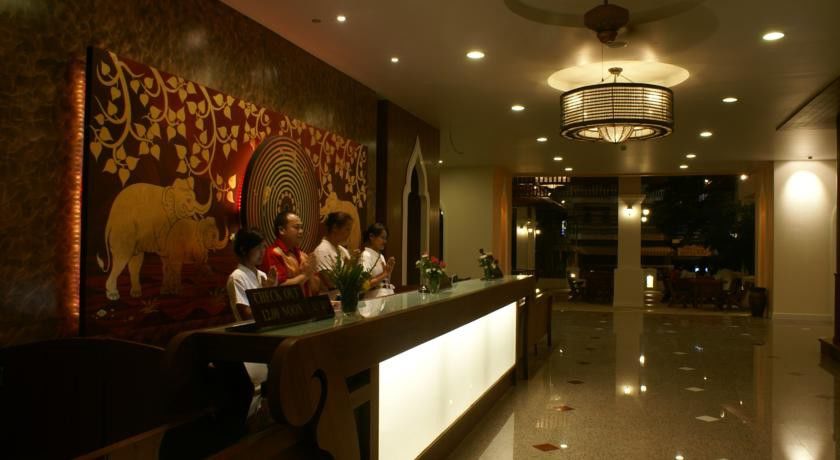 โรงแรมนันทรา เพลินจิต